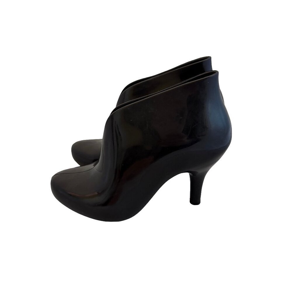 Melissa Black Booties High Heels Round Toe Pull-On Rubber Classic Size 6 Women's